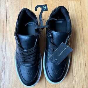 NWT No Boundaries Urban Sneakers Black with white sole Men size 9